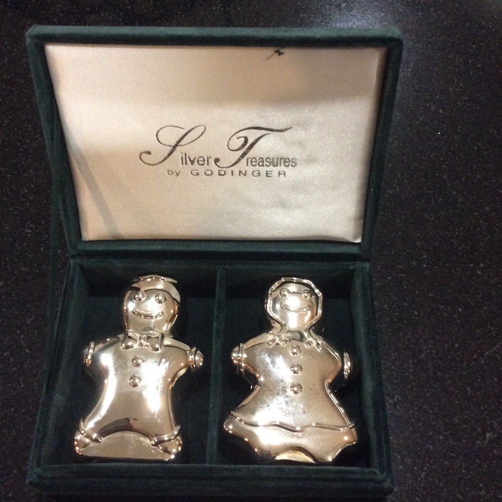 Vintage Godinger Gingerbread Salt & Pepper Shaker